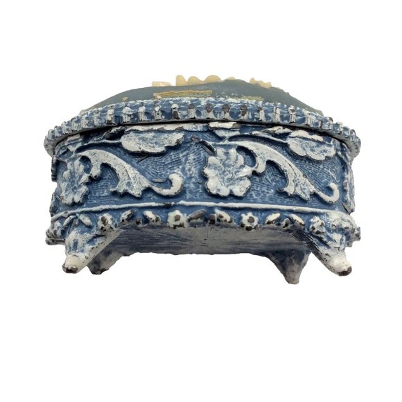 Vintage Floral Cameo Hinged Trinket/Ring Box - Picture 4 of 6